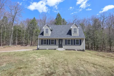 61 Etta Lane Weare NH 03281
