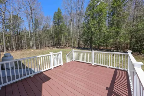 61 Etta Lane Weare NH 03281