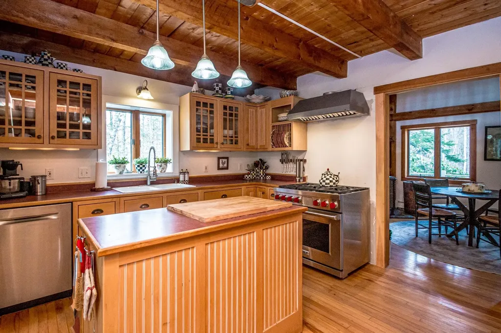 47 Arndt Road Ellsworth NH 03223