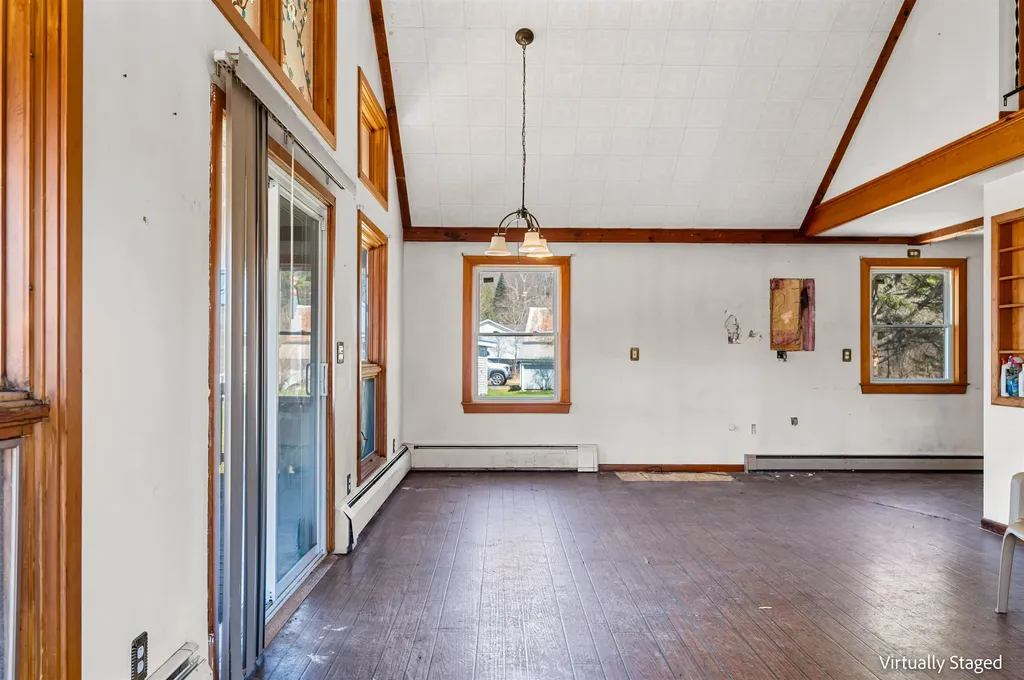 409 East Cobble Hill Road Barre Town VT 05641