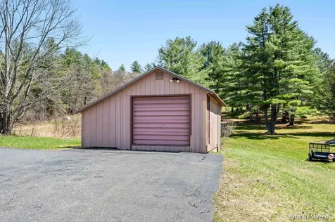 409 East Cobble Hill Road Barre Town VT 05641