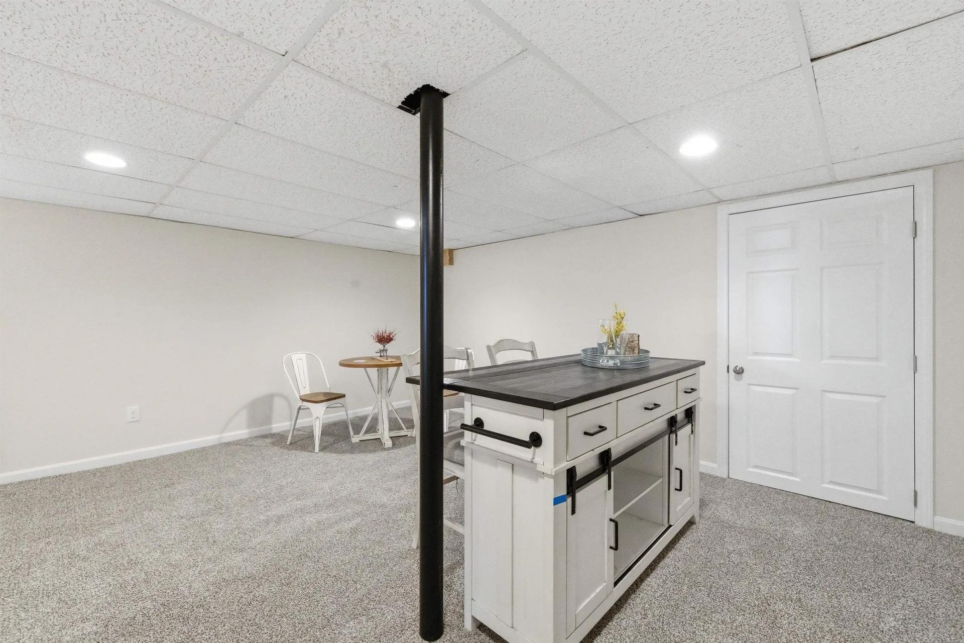 18 Massachusetts Avenue Laconia NH 03246