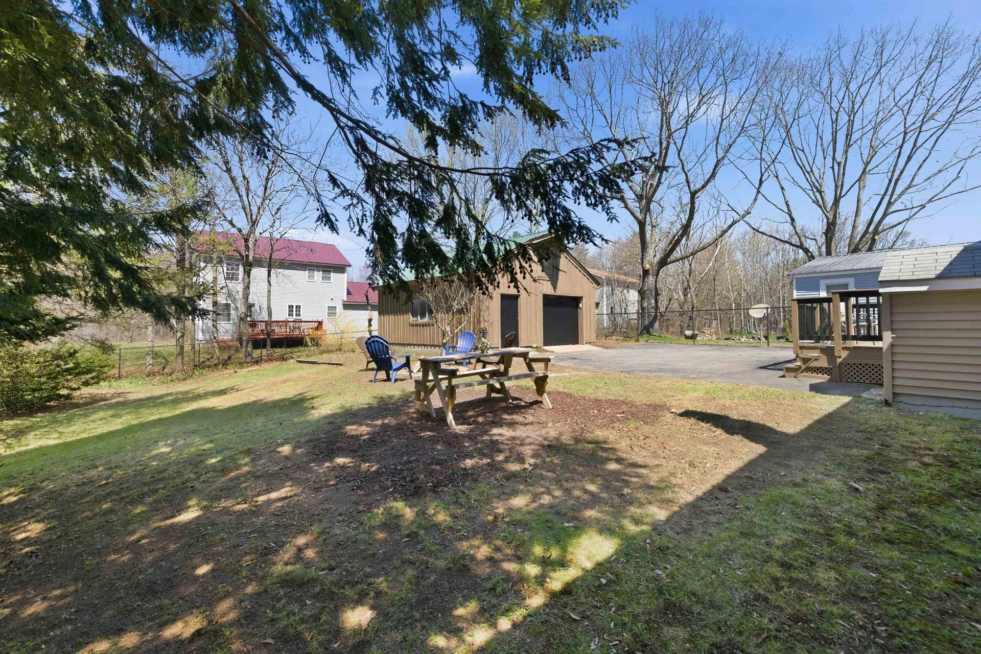 18 Massachusetts Avenue Laconia NH 03246