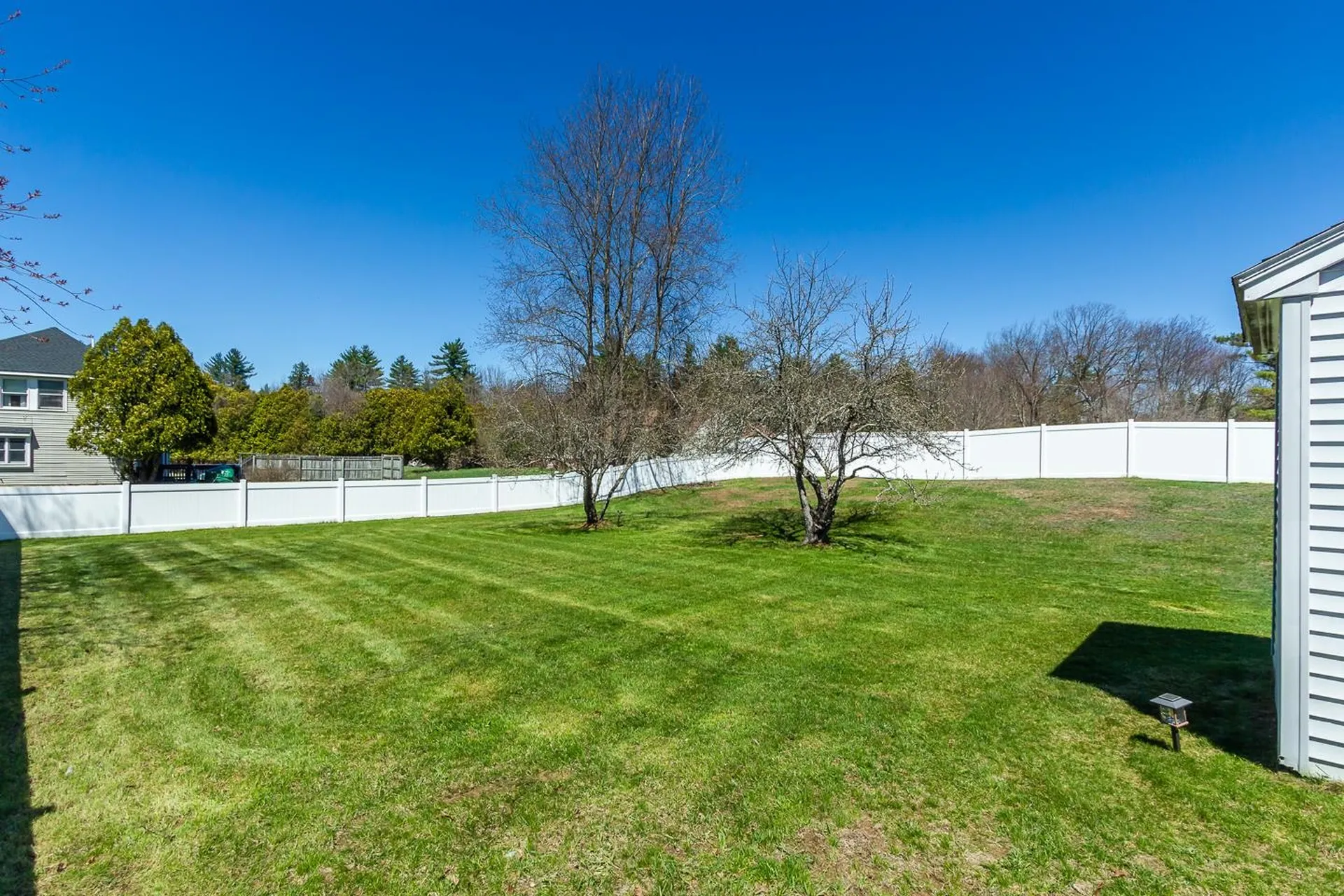 27 Primrose Lane Concord NH 03303
