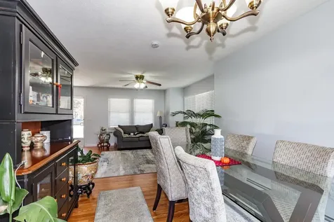 27 Primrose Lane Concord NH 03303