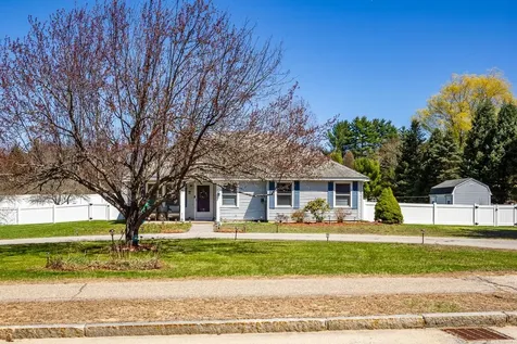 27 Primrose Lane Concord NH 03303