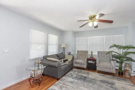 27 Primrose Lane Concord NH 03303