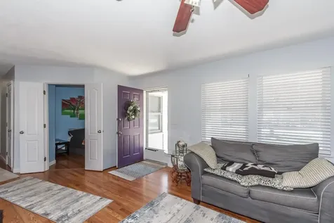 27 Primrose Lane Concord NH 03303