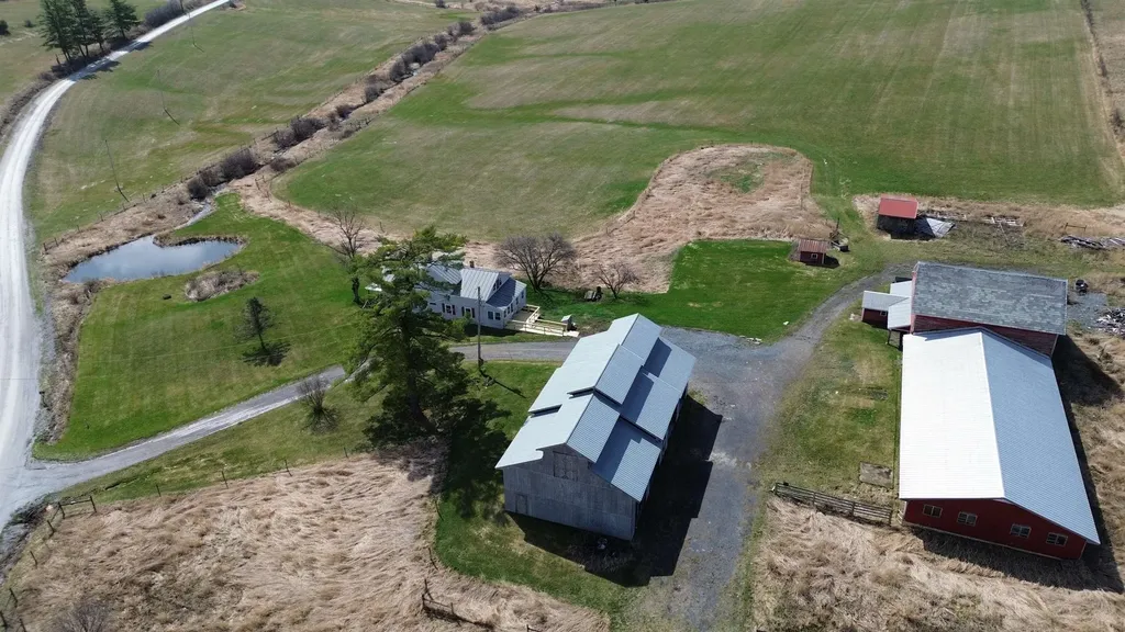 557 Pleasant Valley Road Benson VT 05743