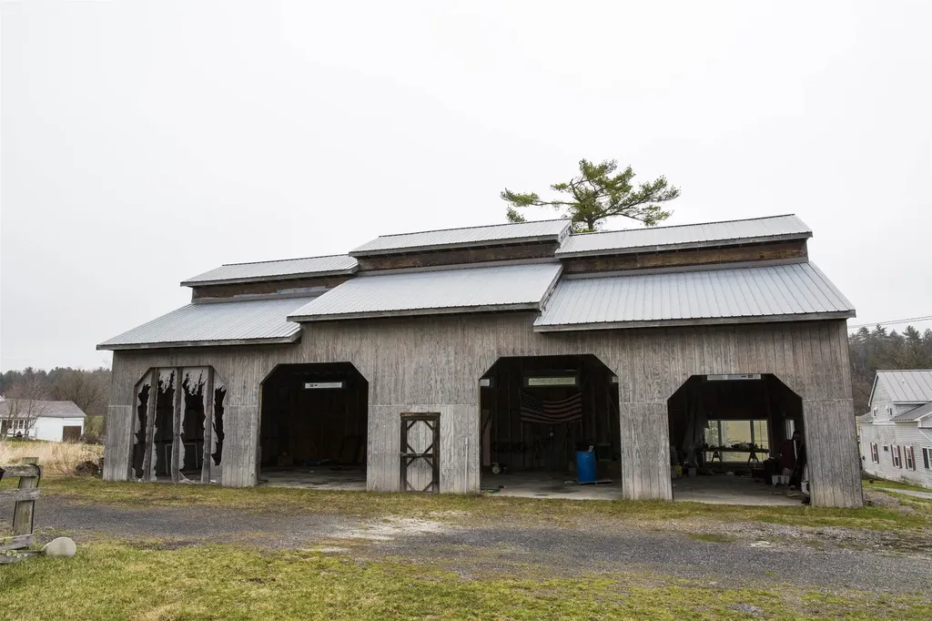 557 Pleasant Valley Road Benson VT 05743
