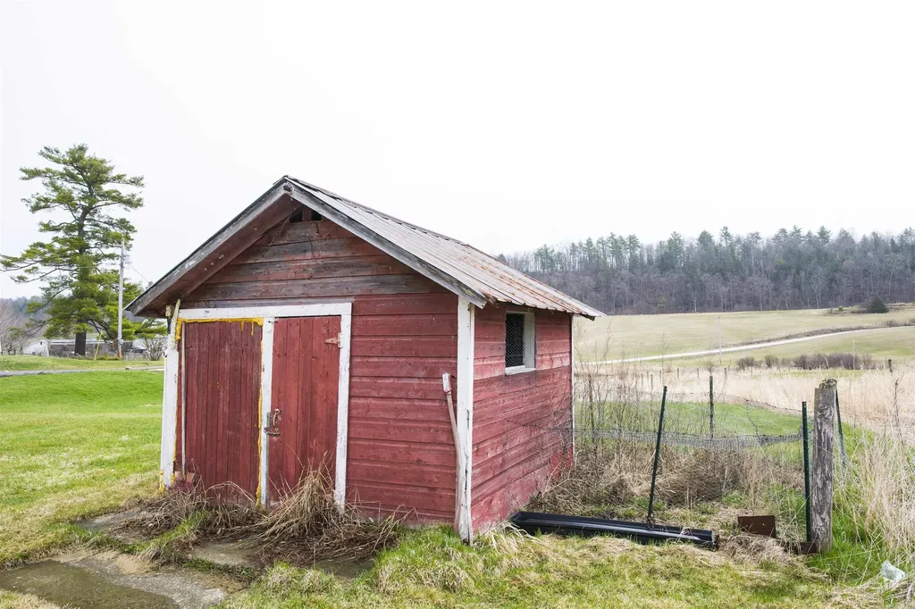 557 Pleasant Valley Road Benson VT 05743