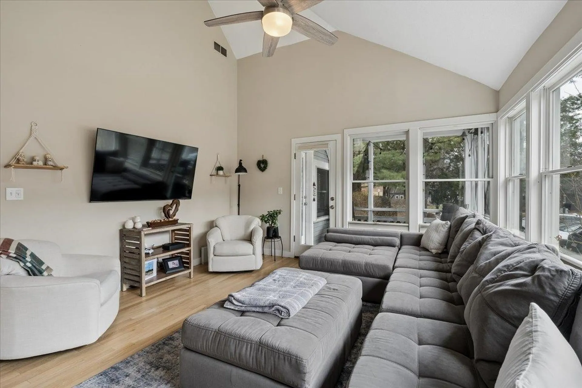 38 Green Heron Lane Nashua NH 03062