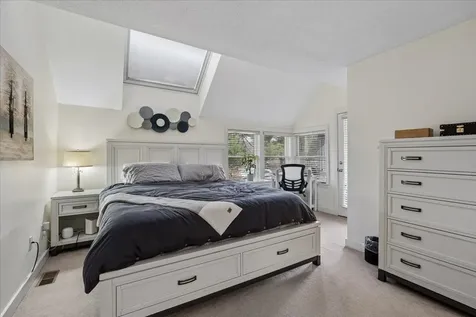 38 Green Heron Lane Nashua NH 03062