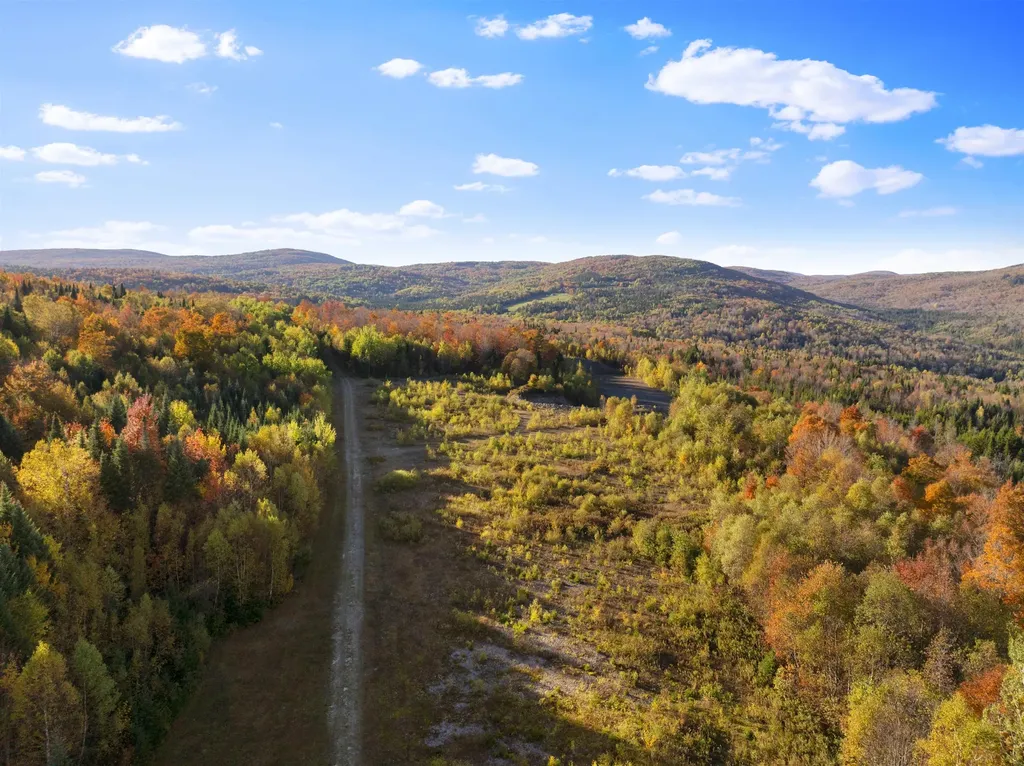 - Kemp Hill Road Canaan VT 05903