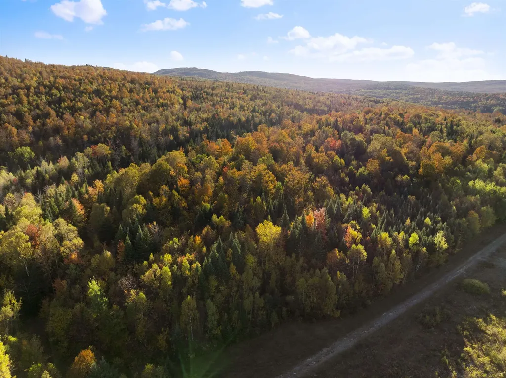 - Kemp Hill Road Canaan VT 05903