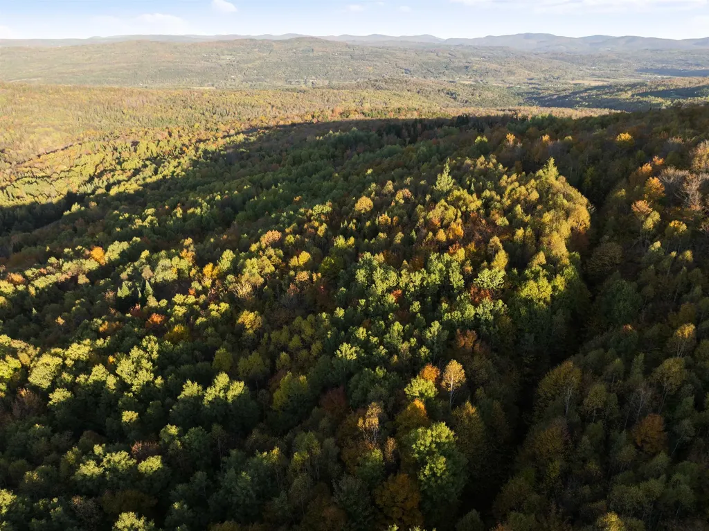 - Kemp Hill Road Canaan VT 05903