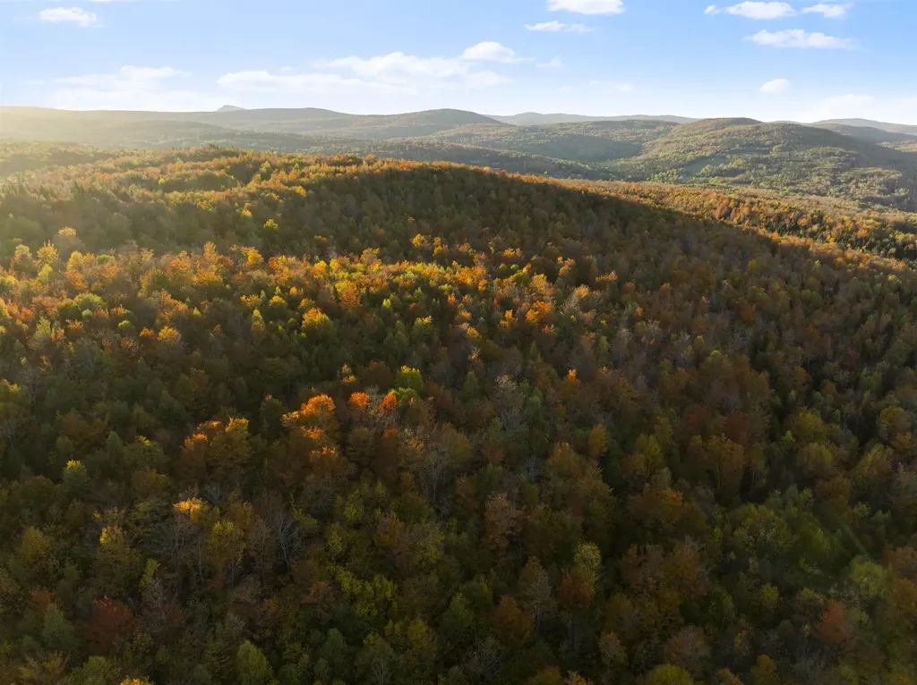 - Kemp Hill Road Canaan VT 05903