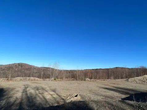 - Kemp Hill Road Canaan VT 05903