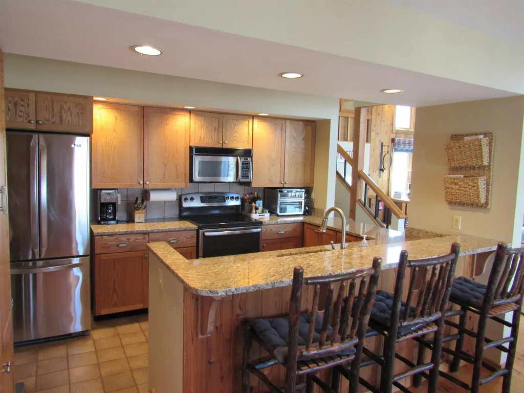B2 Maple Ridge Road Winhall VT 05340