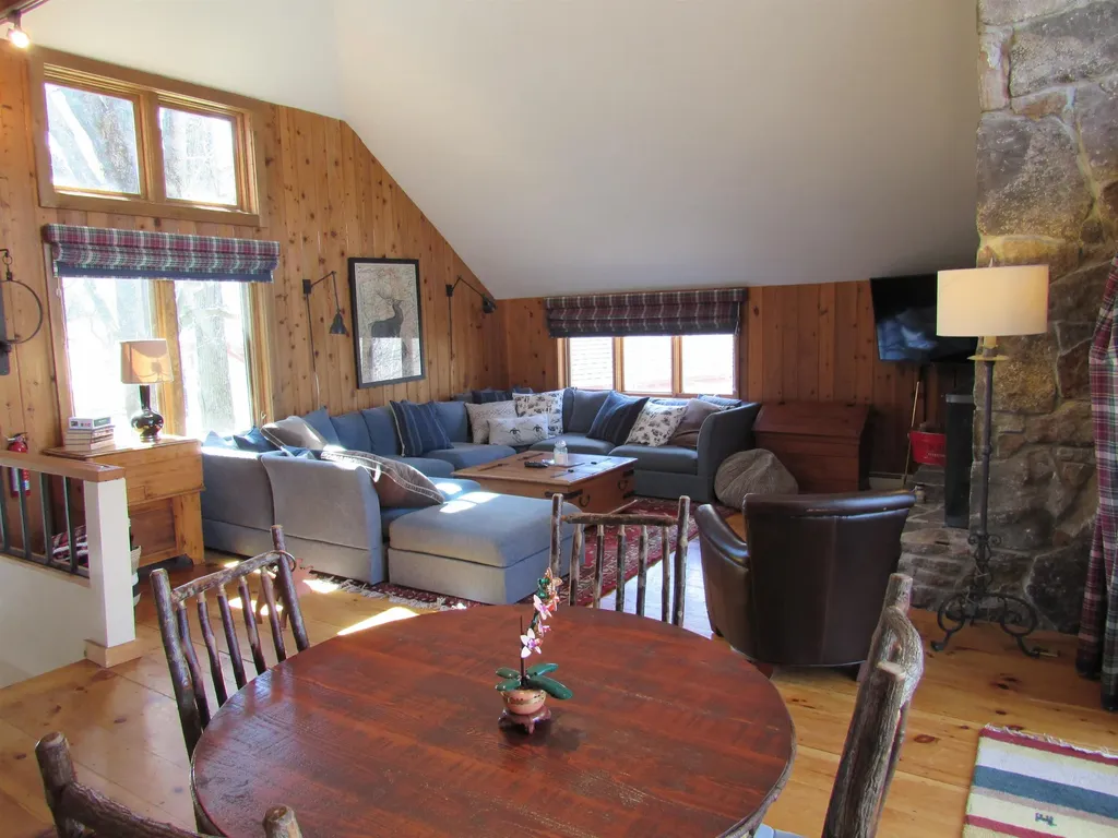 B2 Maple Ridge Road Winhall VT 05340