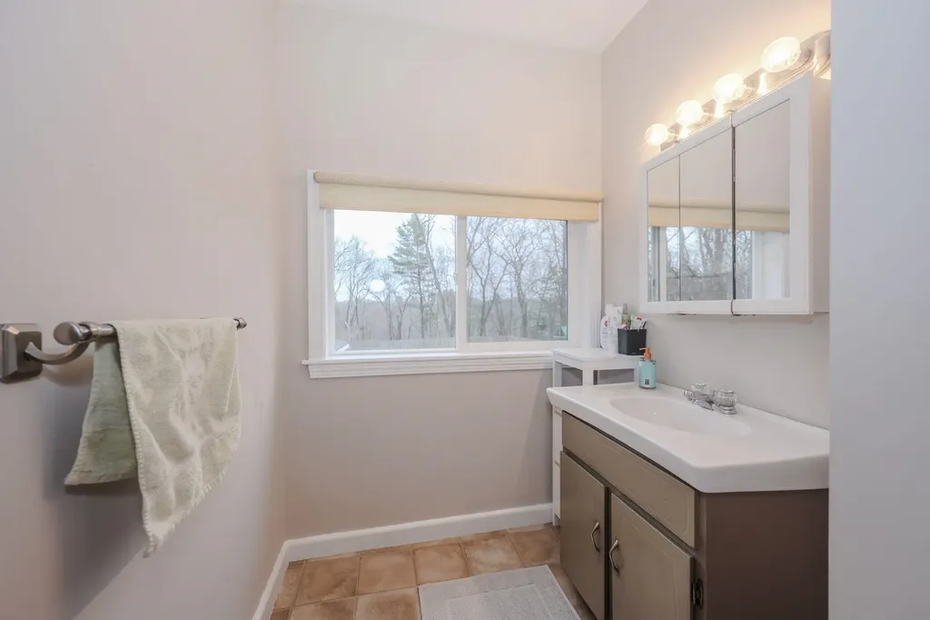 63 Saint Marie Street Manchester NH 03102