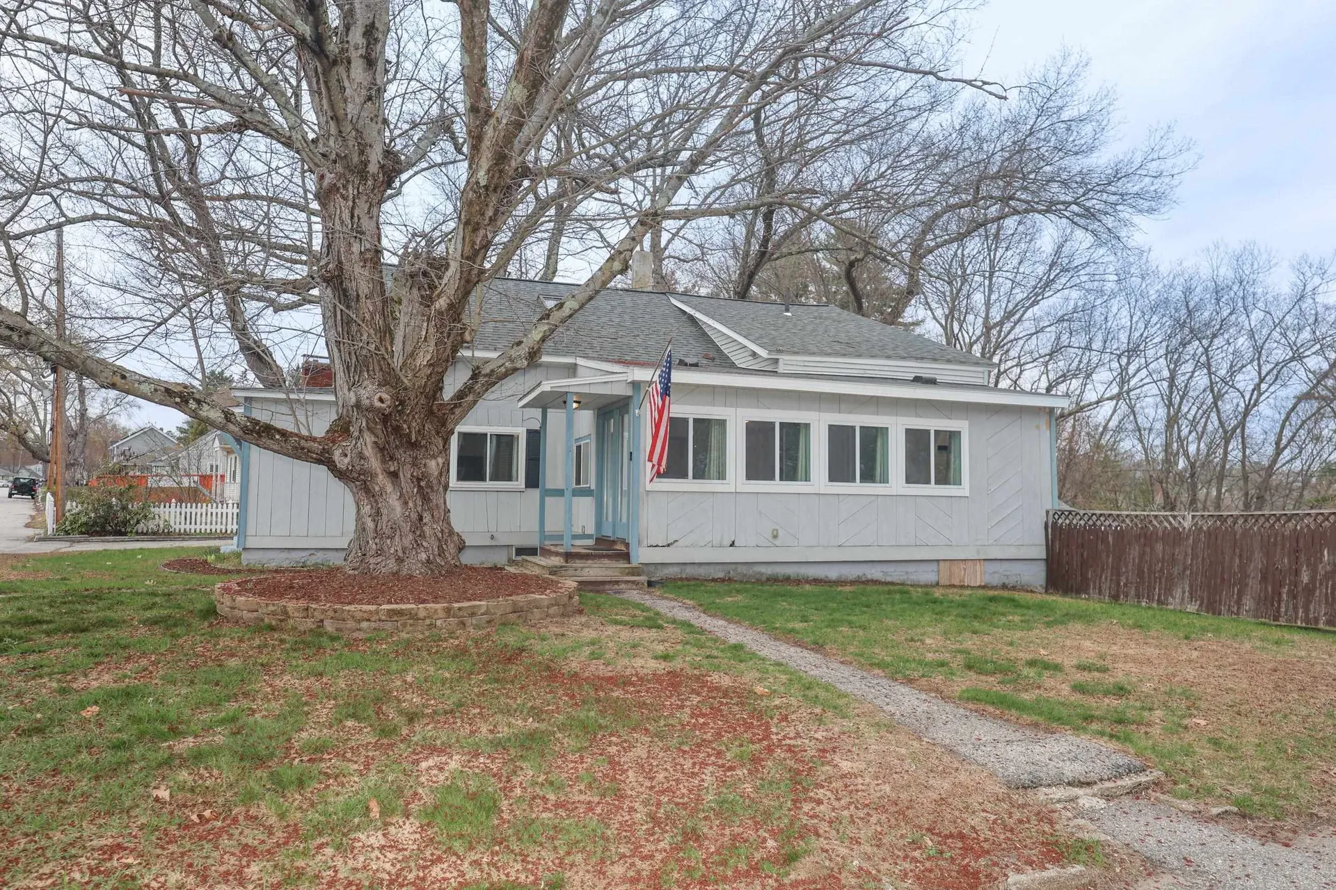 63 Saint Marie Street Manchester NH 03102