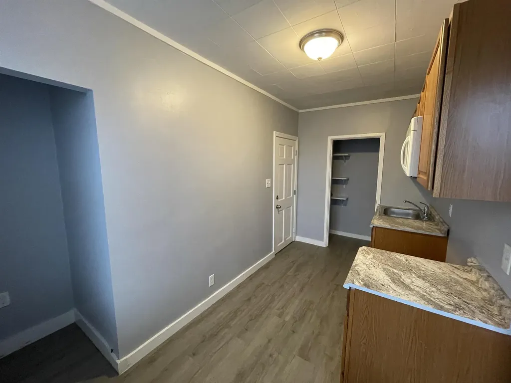 66 Orange Street Manchester NH 03104