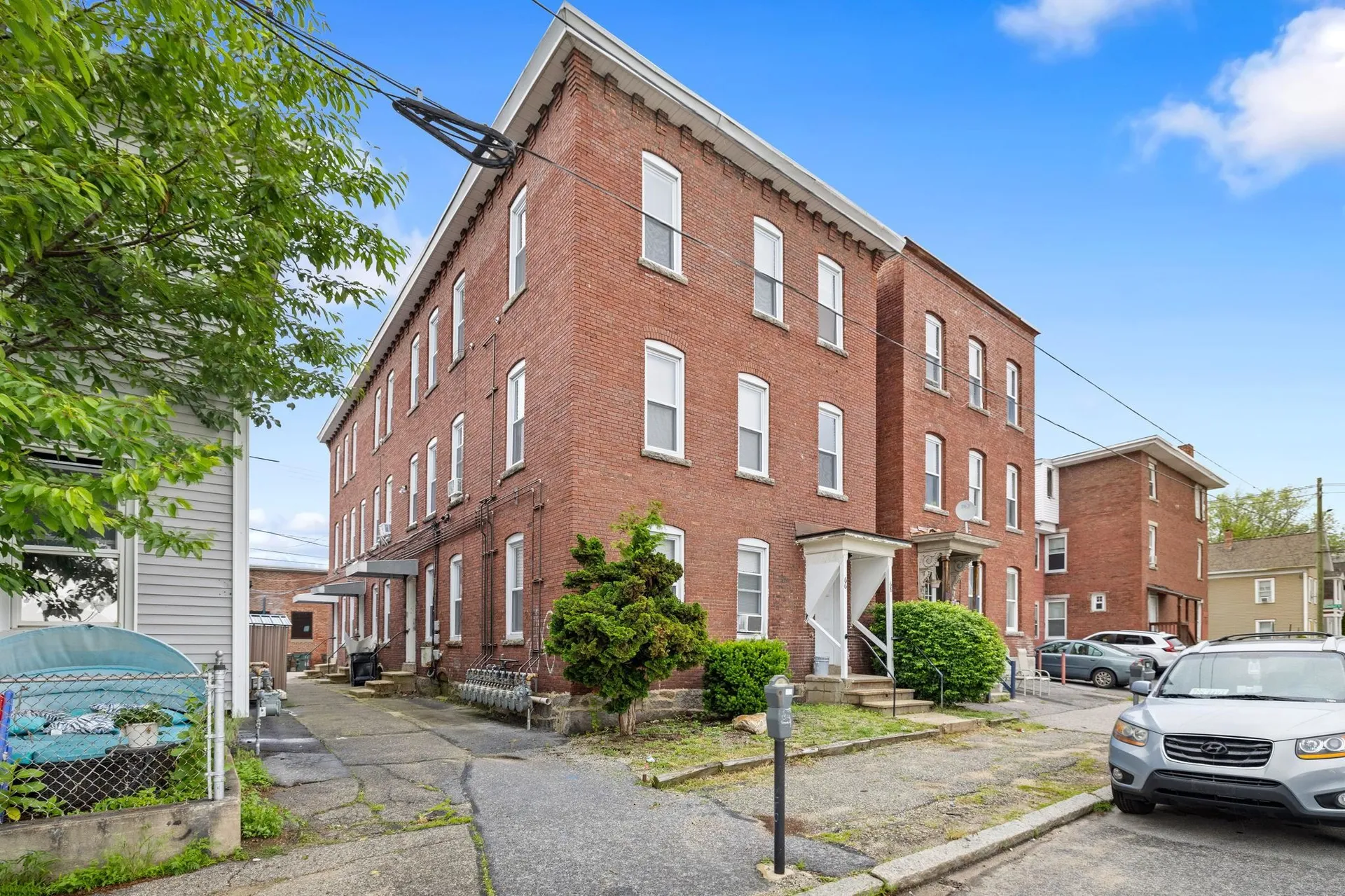 66 Orange Street Manchester NH 03104