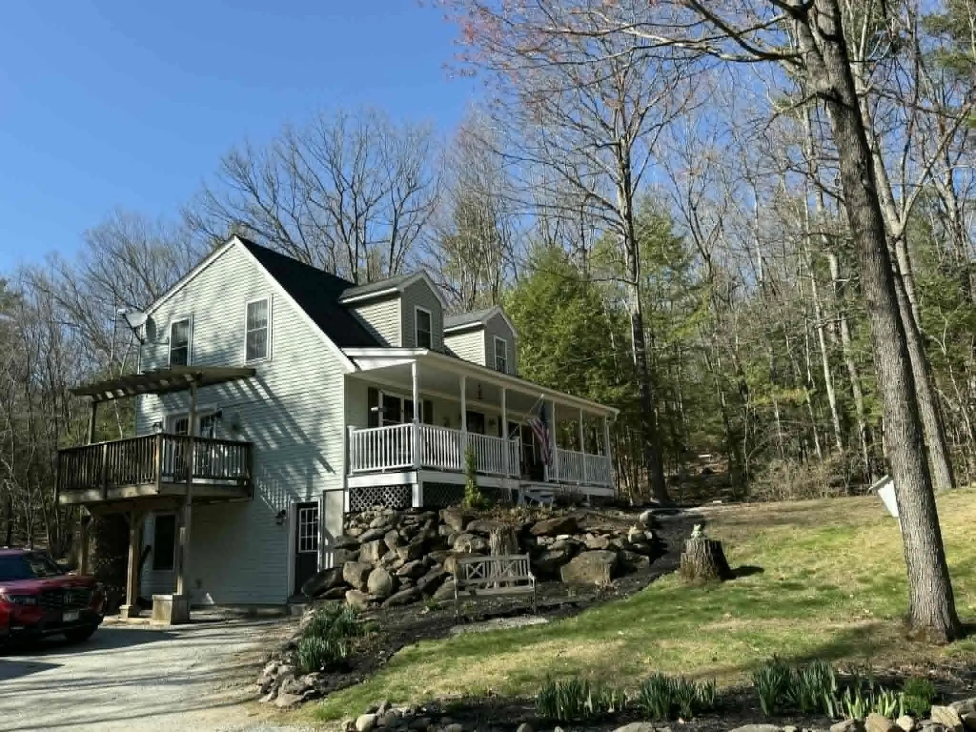 1071 Montalona Road Dunbarton NH 03046