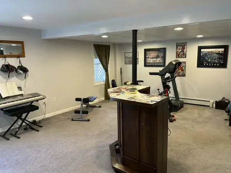 1071 Montalona Road Dunbarton NH 03046