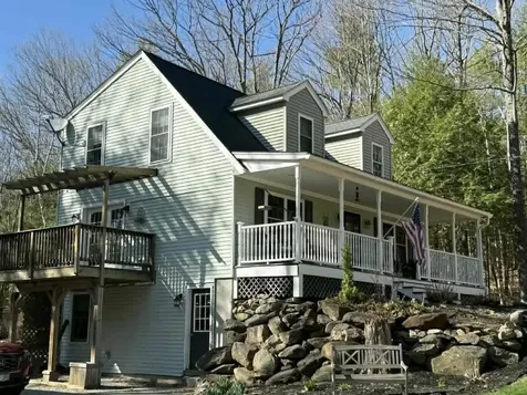 1071 Montalona Road Dunbarton NH 03046