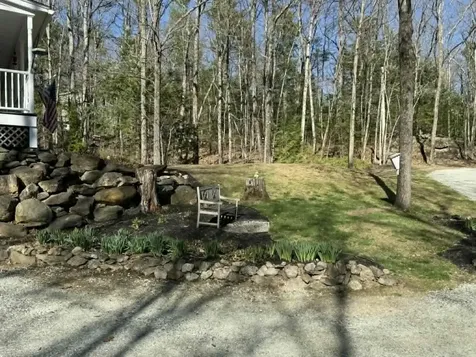 1071 Montalona Road Dunbarton NH 03046