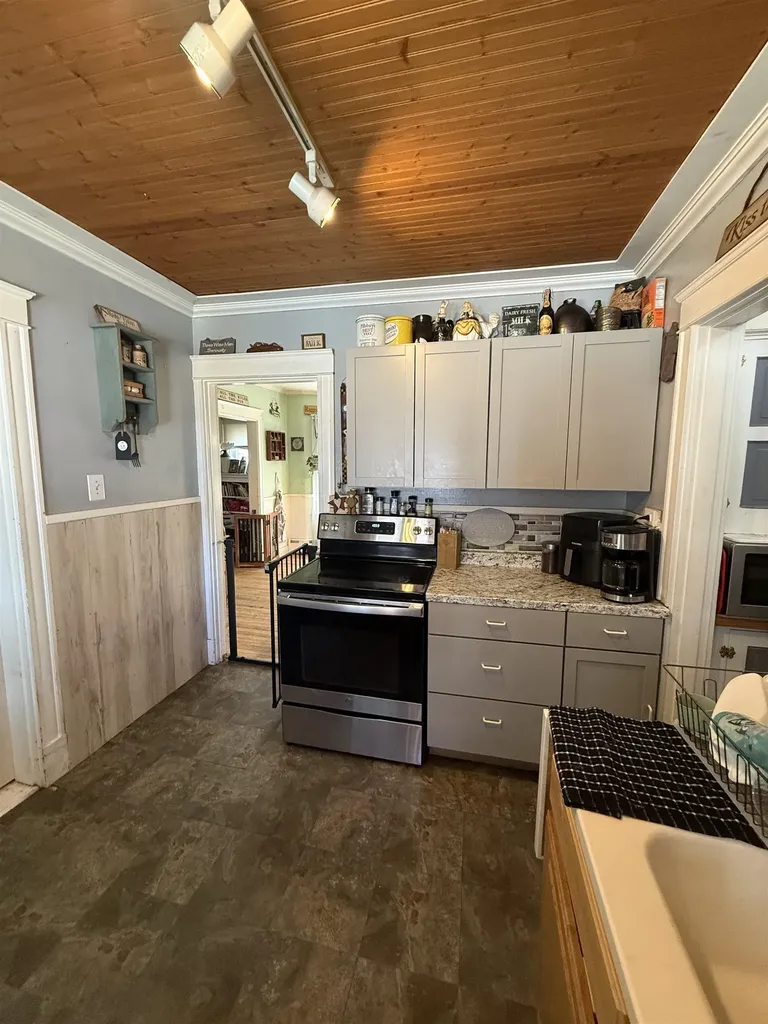 22 Coolidge Road Springfield VT 05156