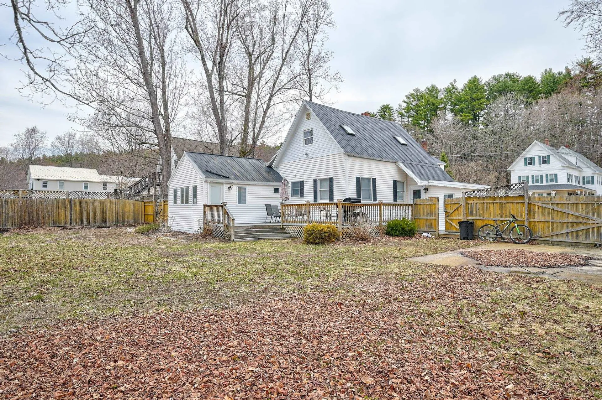 22 Oak Street Conway NH 03860