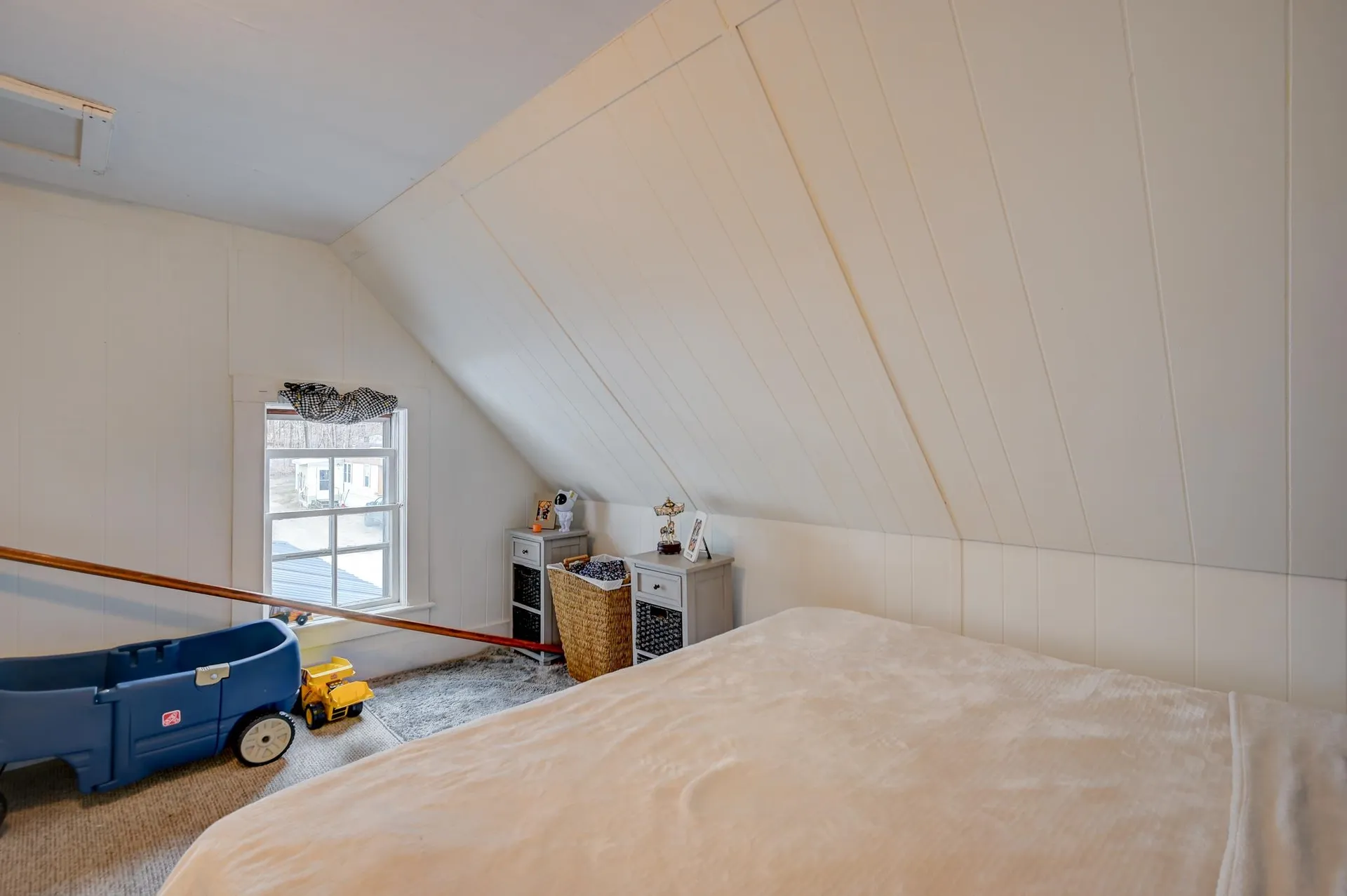 22 Oak Street Conway NH 03860
