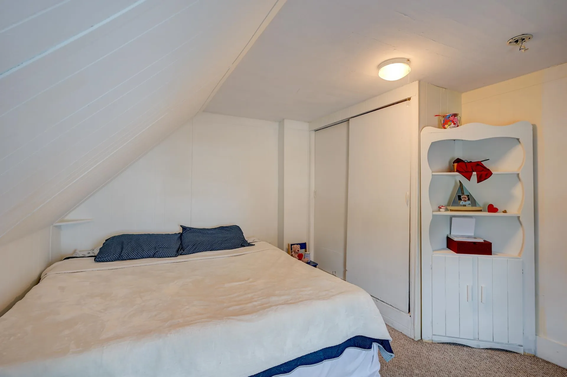 22 Oak Street Conway NH 03860