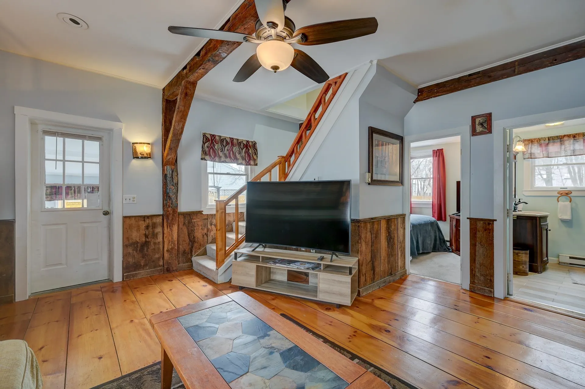 22 Oak Street Conway NH 03860