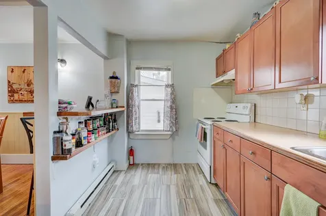 22 Oak Street Conway NH 03860
