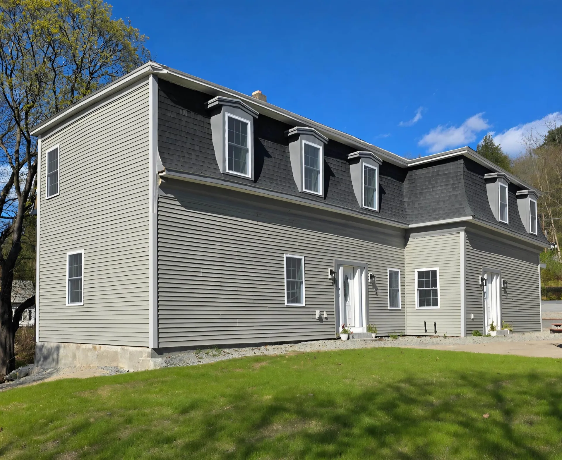 26 Mechanic Street Winchester NH 03470