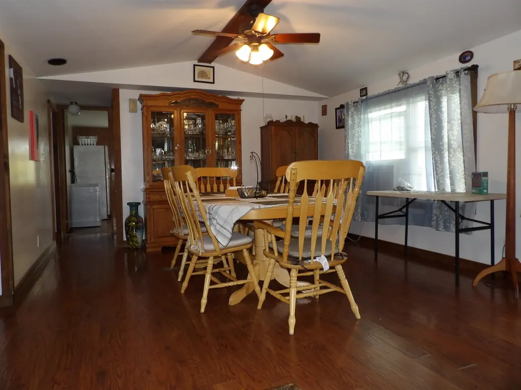 1374 Us Route 7s Wallingford VT 05773