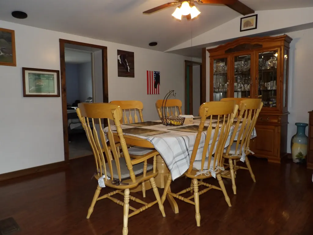 1374 Us Route 7s Wallingford VT 05773
