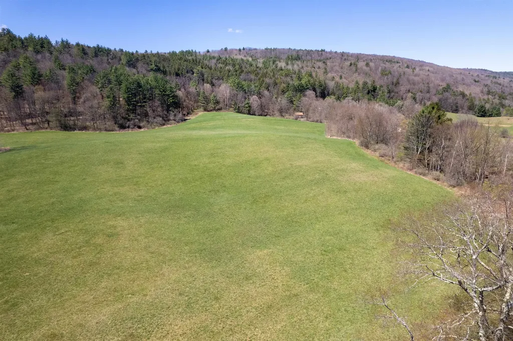 1374 Us Route 7s Wallingford VT 05773