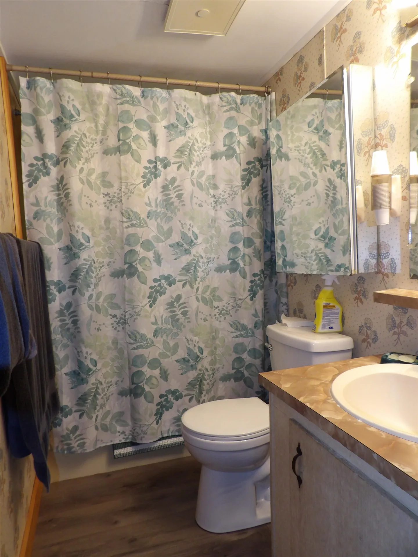 1374 Us Route 7s Wallingford VT 05773