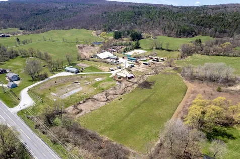 1374 Us Route 7s Wallingford VT 05773