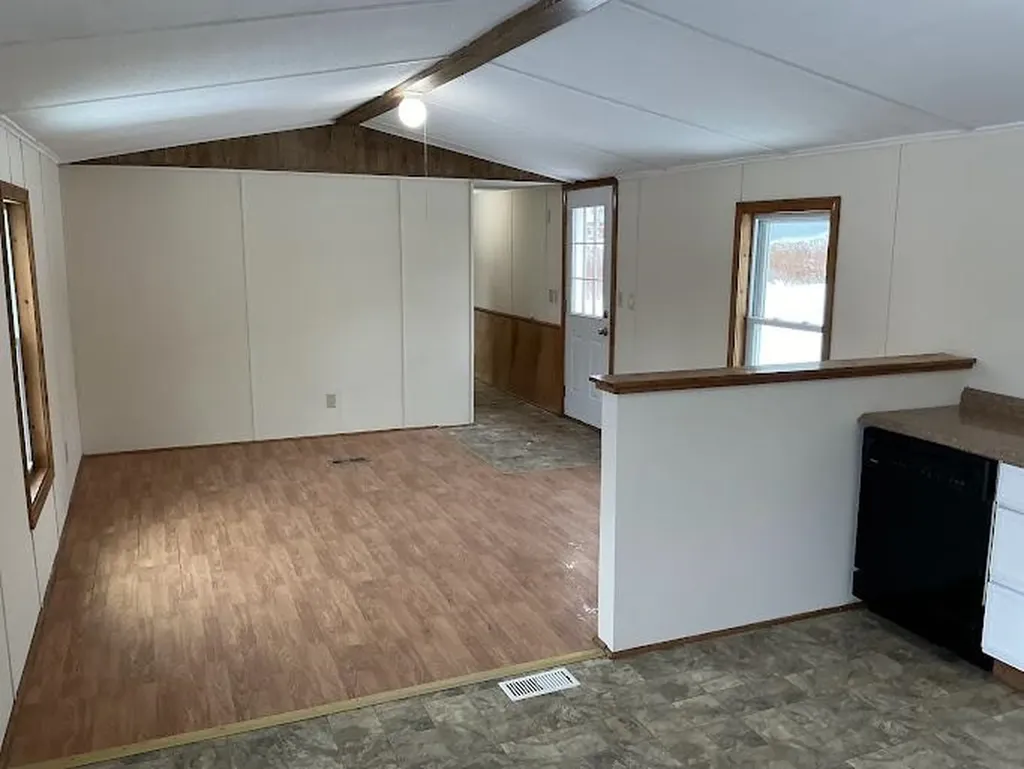 28 Thetford Lane Bethel VT 05032