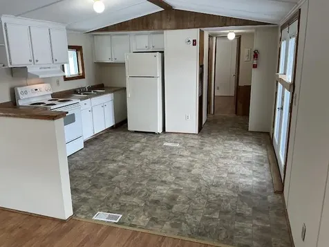 28 Thetford Lane Bethel VT 05032