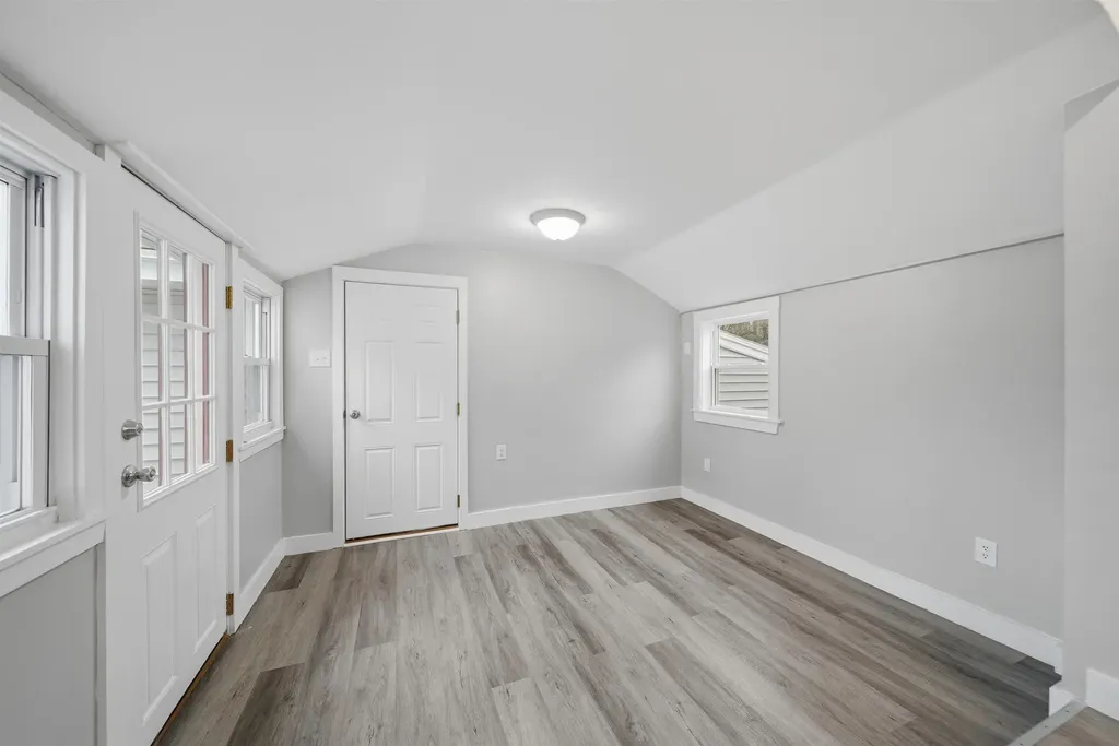 73 Snow Street Concord NH 03303