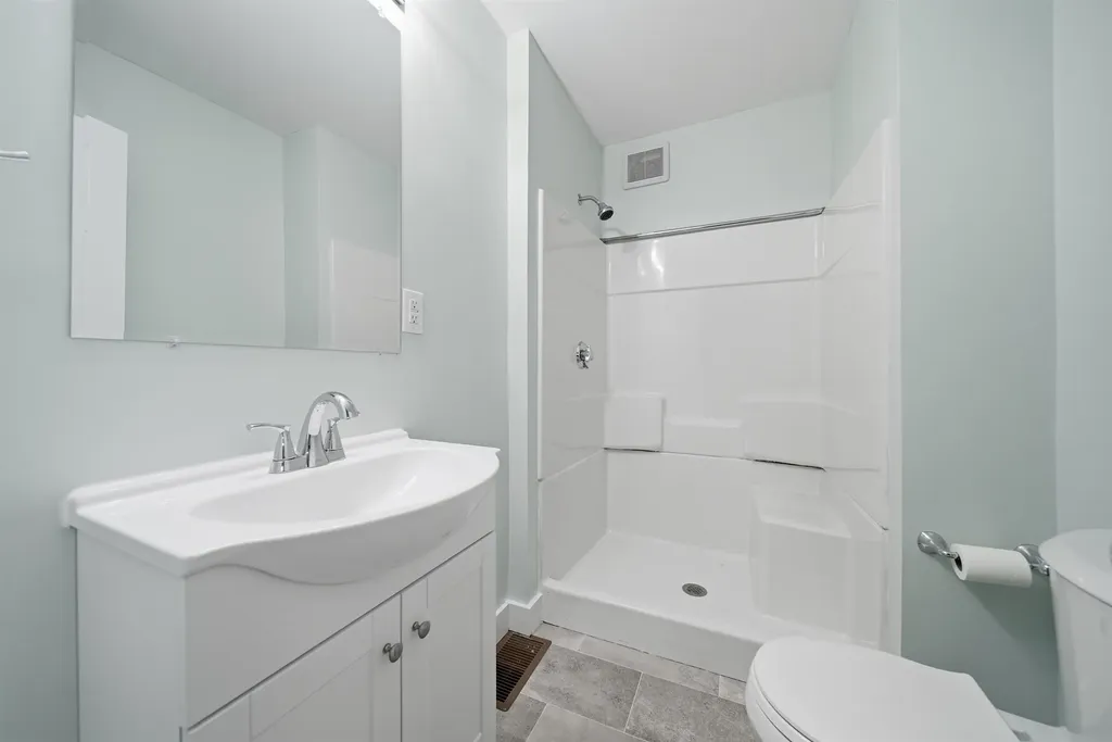 73 Snow Street Concord NH 03303