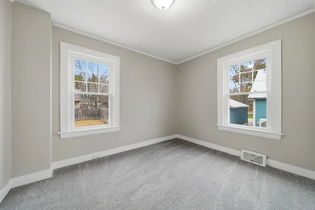 73 Snow Street Concord NH 03303