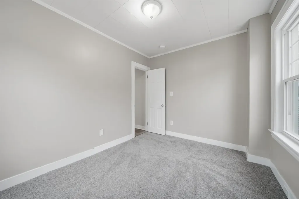 73 Snow Street Concord NH 03303